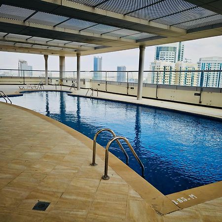 369 Stays- 1 Bedroom Apartment In Sports City Dubaj Exteriér fotografie